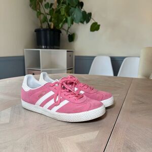 Adidas Pink Gazelles Men’s Sz 6 Pink Suede Sneakers